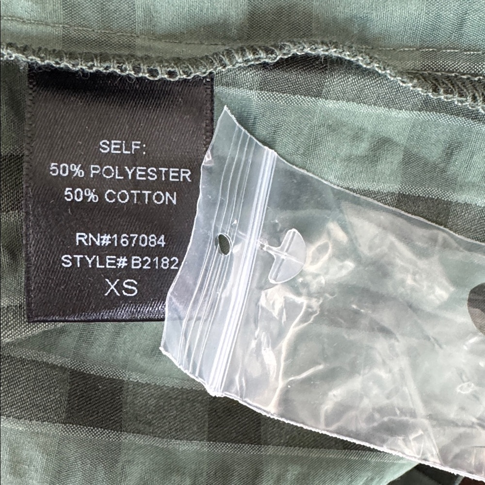 Tuckernuck POMANDER PLACE Green Windowpane Seersucker Vail Blouse Size XS - Picture 8 of 8